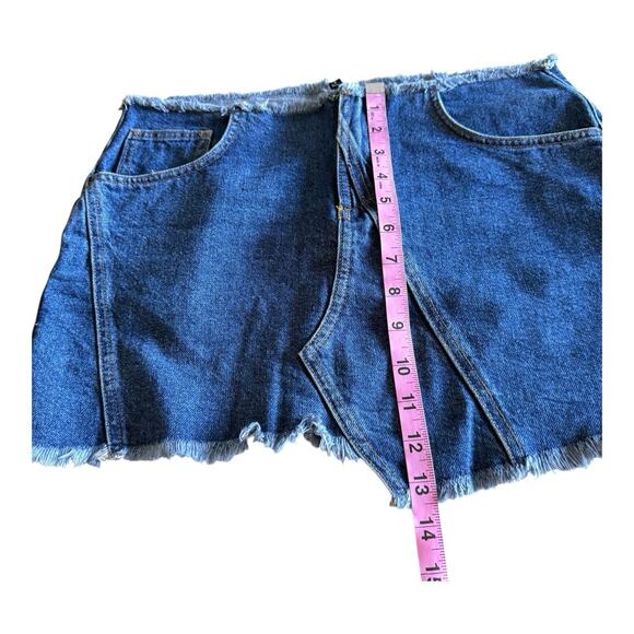 Blue Denim Mini Skirt Frayed Hem Distressed Asymmetrical Y2K Waist 13” Size 4 - Picture 5 of 5